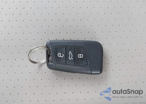 2019 Volkswagen Atlas 3.6L V6 Se z USA, uszkodzony, nr VIN 1V2DR2CAXKC598265